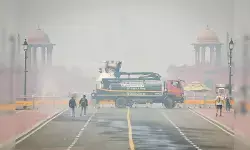 एनसीआर में ठंड ने दी दस्तक, तापमान में गिरावट जारी