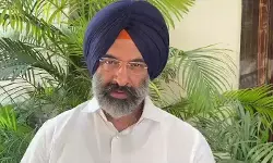 दिल्ली में बायोमास बर्निंग रोकने की दिशा में हीटर वितरण बड़ा कदम : मनजिंदर सिंह सिरसा दिल्ली में बायोमास बर्निंग रोकने की दिशा में हीटर वितरण बड़ा कदम : मनजिंदर सिंह सिरसा