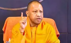 सीएम योगी का जिलाधिकारियों को निर्देश, घुसपैठियों को चिह्नित करें, बनाए जाएं अस्थायी डिटेंशन सेंटर सीएम योगी का जिलाधिकारियों को निर्देश, घुसपैठियों को चिह्नित करें, बनाए जाएं अस्थायी डिटेंशन सेंटर