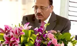 सीजेआई की शपथ लेने से पहले जस्टिस सूर्यकांत ने बताई अपनी सबसे बड़ी प्राथमिकता सीजेआई की शपथ लेने से पहले जस्टिस सूर्यकांत ने बताई अपनी सबसे बड़ी प्राथमिकता