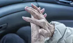 ठंडी हवा की अनदेखी मार: हाइपोथर्मिया से बुज़ुर्ग सबसे ज्यादा खतरे में