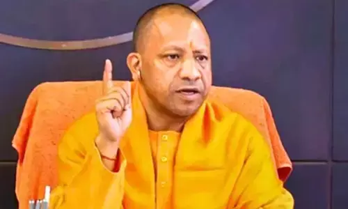 सीएम योगी का जिलाधिकारियों को निर्देश, घुसपैठियों को चिह्नित करें, बनाए जाएं अस्थायी डिटेंशन सेंटर सीएम योगी का जिलाधिकारियों को निर्देश, घुसपैठियों को चिह्नित करें, बनाए जाएं अस्थायी डिटेंशन सेंटर