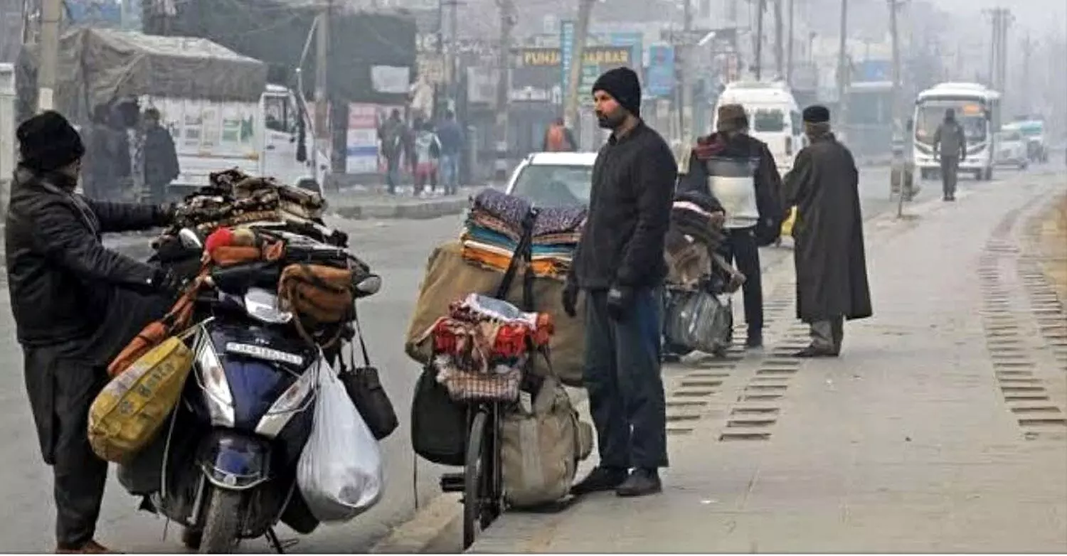 कश्मीर में भयानक सर्दी का आगाज, श्रीनगर में इस मौसम की सबसे ठंडी रात -3.2 डिग्री रही