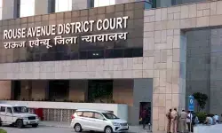 आईआरसीटीसी घोटाला मामला : राबड़ी देवी के केस को ट्रांसफर करने वाली याचिका पर सुनवाई, राऊज एवेन्यू कोर्ट ने सीबीआई को जारी किया नोटिस