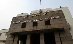 रेल में केवल हलाल-प्रोसेस्ड मांस परोसे जाने पर एनएचआरसी ने रेलवे को जारी किया नोटिस, दो हफ्ते का दिया समय, मांगी रिपोर्ट