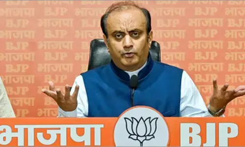 सुधांशु त्रिवेदी का सवाल: ममता ने खुद उठाया था घुसपैठियों का मुद्दा, अब विरोध क्यों