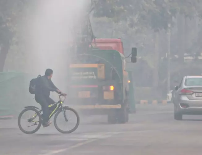 दिल्ली-एनसीआर में छाया कोहरा, आवोहवाबहुत खराब श्रेणी में