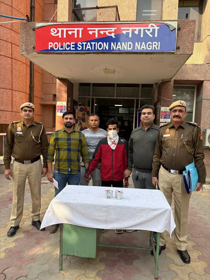 दिल्ली पुलिस ने कुख्यात ड्रग तस्कर को किया गिरफ्तार, हेरोइन और कैश बरामद