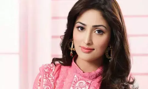 आईएएस का सपना छोड़ यामी गौतम ने अपनाया एक्टिंग करियर, विज्ञापनों के बाद फिल्मी दुनिया की बनी स्टार