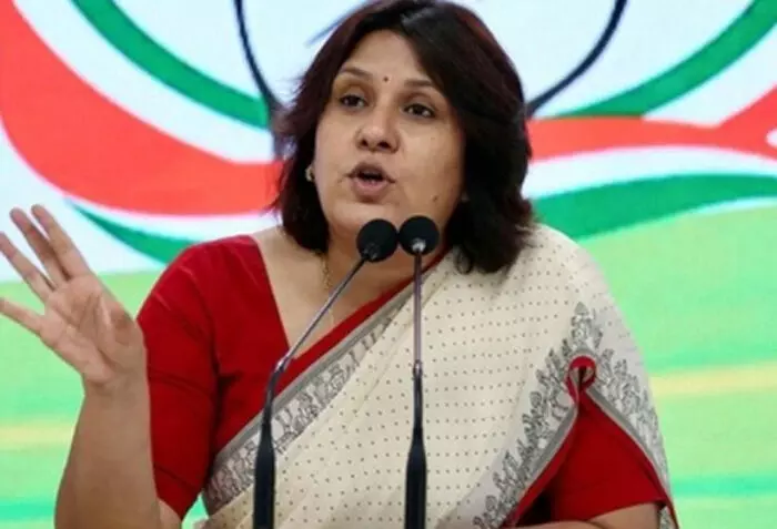 वोट चोरी जैसे असली मुद्दों से ध्यान हटाने को बीजेपी ने ‘एक्स’ लोकेशन गड़बड़ी को तूल दिया : सुप्रिया श्रीनेत वोट चोरी जैसे असली मुद्दों से ध्यान हटाने को बीजेपी ने ‘एक्स’ लोकेशन गड़बड़ी को तूल दिया : सुप्रिया श्रीनेत