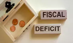 भारत का राजकोषीय घाटा अप्रैल-अक्टूबर अवधि में 8.25 लाख करोड़ रुपए रहा