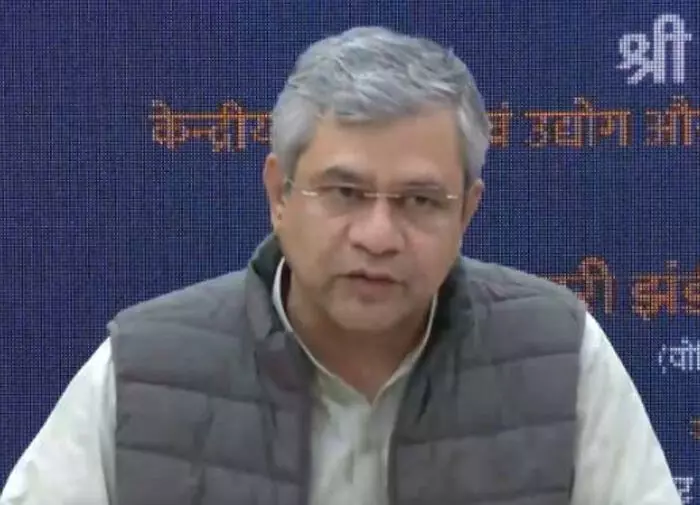 पीएम मोदी के नेतृत्व में 2014 की तुलना में उत्तर प्रदेश का रेलवे बजट 18 गुना बढ़ा: अश्विनी वैष्णव पीएम मोदी के नेतृत्व में 2014 की तुलना में उत्तर प्रदेश का रेलवे बजट 18 गुना बढ़ा: अश्विनी वैष्णव