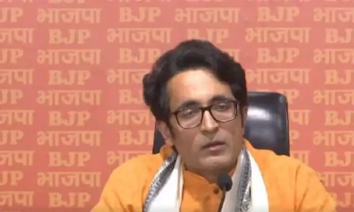 पूरी तरह से अपने ही संघर्ष में उलझी कांग्रेस पार्टी : प्रदीप भंडारी पूरी तरह से अपने ही संघर्ष में उलझी कांग्रेस पार्टी : प्रदीप भंडारी