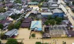 इंडोनेशिया में बाढ़ और भूस्खलन से 174 की मौत, 79 लापता; बचाव अभियान बाधित