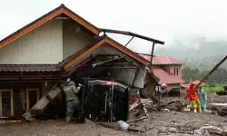 इंडोनेशिया में बाढ़ का कहर, मृतकों की संख्या 300 के पार