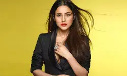 शहनाज गिल ने फिल्म इक्क कुड़ी के सेट से मजेदार तस्वीरें कीं शेयर