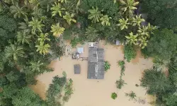 दित्वाह तूफान : आपदा में मरने वालों की संख्या 153 तक पहुंची, 191 लोग लापता, 8 को बचाया गया दित्वाह तूफान : आपदा में मरने वालों की संख्या 153 तक पहुंची, 191 लोग लापता, 8 को बचाया गया