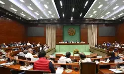 सर्वदलीय बैठक में विपक्षी नेताओं ने उठाए कई मुद्दे, गोगोई ने पार्लियामेंट के नियमों को कमजोर करने का लगाया आरोप