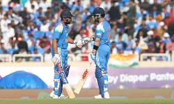 भारत बनाम दक्षिण अफ्रीका ओडीआई मैच : विराट का शतक, भारत ने दक्षिण अफ्रीका को दिया 350 रनों का टारगेट