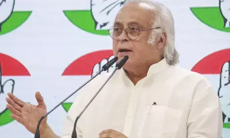 जयराम रमेश ने नेशनल हेराल्ड केस में सोनिया-राहुल पर एफआईआर का किया विरोध, बोले- सरकार डराने की कोशिश कर रही