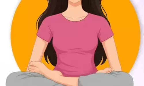 अस्वस्थ शरीर और अशांत है मन? उत्थित पद्मासन है समाधान
