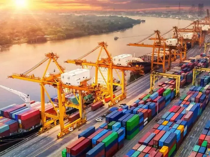 भारत के बढ़ते विदेशी कर्ज के पीछे बढ़ता व्यापार घाटा भारत के बढ़ते विदेशी कर्ज के पीछे बढ़ता व्यापार घाटा