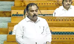 शीतकालीन सत्र : कांग्रेस सांसद मणिकम टैगोर ने एसआईआर पर लोकसभा में दिया स्थगन प्रस्ताव का नोटिस