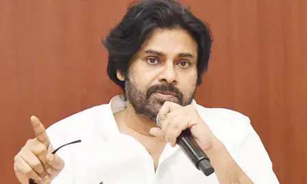 पवन कल्याण “तेलंगाना के खिलाफ अपमानजनक” बयान पर माफी नहीं मांगते तो उनकी फिल्मों की रिलीज रोक दी जाएगी : तेलंगाना मंत्री रेड्डी