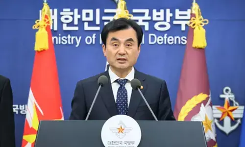 दक्षिण कोरिया: यून सुक-येओल के मार्शल लॉ में शामिल होने पर सेना ने मांगी माफी, रक्षा मंत्री बोले – दोबारा नहीं होगा