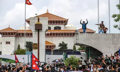 नेपाल: जेन-जी हिंसा में भागे 4,552 कैदी अब भी फरार, सरकार के लिए बड़ी चुनौती