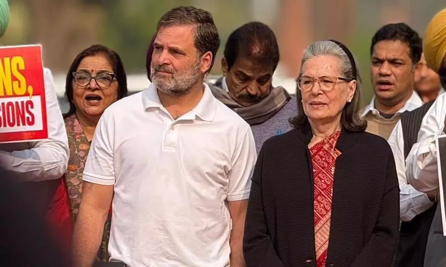 संविधान-लोकतंत्र की रक्षा के लिए एसआईआर पर गंभीर चर्चा कराए सरकार : राहुल संविधान-लोकतंत्र की रक्षा के लिए एसआईआर पर गंभीर चर्चा कराए सरकार : राहुल