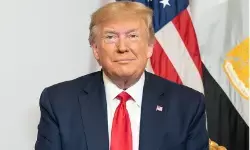 मैंने 8 युद्ध खत्म किए। भारत, पाकिस्तान... कितने ही युद्ध खत्म किए। मुझे  नाटो में यूरोप का राष्ट्रपति कहते हैं : ट्रंप