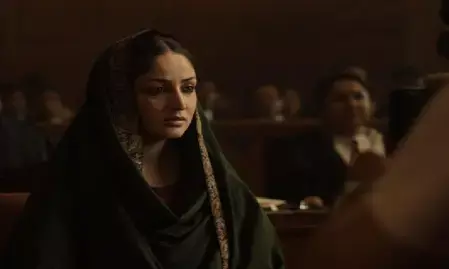 धुरंधर के रिलीज से पहले यामी ने फैंस को दिल से कहा शुक्रिया, खुद को बताया भाग्यशाली धुरंधर के रिलीज से पहले यामी ने फैंस को दिल से कहा शुक्रिया, खुद को बताया भाग्यशाली