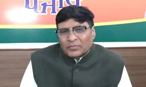 पंजाब : चुनाव आयोग से मिले भाजपा नेता, आप और कांग्रेस पर लगाए गंभीर आरोप