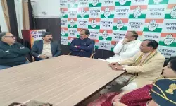 उत्तराखंड : कांग्रेस की पार्टी नेताओं के साथ बैठक, 2027 में विधानसभा चुनाव में जीत सुनिश्चित करने के लिए मांगे सुझाव उत्तराखंड : कांग्रेस की पार्टी नेताओं के साथ बैठक, 2027 में विधानसभा चुनाव में जीत सुनिश्चित करने के लिए मांगे सुझाव