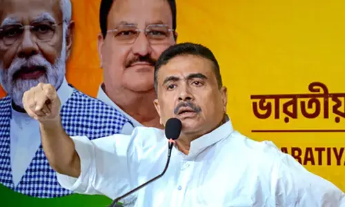 पश्चिम बंगाल में एसआईआर प्रक्रिया पर सुवेंदु अधिकारी ने चुनाव आयोग से हस्तक्षेप की अपील