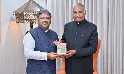 शोभित विश्वविद्यालय के कुलाधिपति ने पूर्व राष्ट्रपति राम नाथ कोविंद से की शिष्टाचार भेंट शोभित विश्वविद्यालय के कुलाधिपति ने पूर्व राष्ट्रपति राम नाथ कोविंद से की शिष्टाचार भेंट