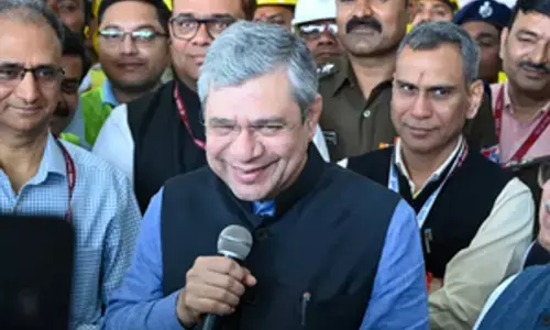 रेलवे ने दो वर्षों में 1,20,579 भर्तियां निकाली, 11 वर्षों में 5.08 लाख नौकरियां प्रदान कीं :अश्विनी वैष्णव