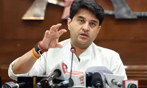 सिंधिया की पहल पर गुना के किसानों के लिए 2674 मीट्रिक टन डीएपी उपलब्ध