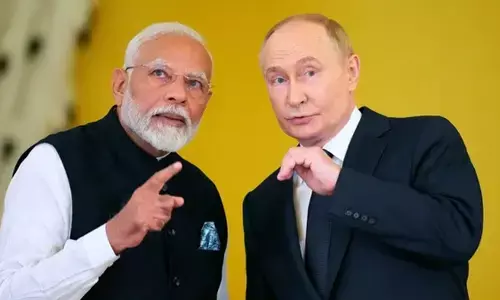 पुतिन के स्वागत में सजी दिल्ली, भारत-रूस शिखर वार्ता पर सबकी नजर पुतिन के स्वागत में सजी दिल्ली, भारत-रूस शिखर वार्ता पर सबकी नजर