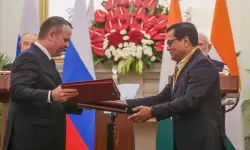 भारत से रूस जाने पर अब मिलेगा निःशुल्क ई- टूरिस्ट वीजा, दोनों देशों ने किया समझौता