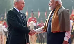 भारत-रूस: मध्य-पूर्व और पश्चिम एशिया में शांति पर जोर भारत-रूस: मध्य-पूर्व और पश्चिम एशिया में शांति पर जोर