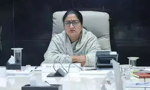 दिल्ली में प्रदूषण के खिलाफ युद्ध, मेट्रो को बनना होगा मॉडल एजेंसी : सीएम रेखा गुप्ता दिल्ली में प्रदूषण के खिलाफ युद्ध, मेट्रो को बनना होगा मॉडल एजेंसी : सीएम रेखा गुप्ता