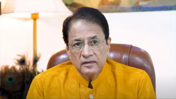 टीएमसी से निलंबित हुमायूं कबीर देश के खिलाफ कार्य कर रहे हैं: अरुण गोविल टीएमसी से निलंबित हुमायूं कबीर देश के खिलाफ कार्य कर रहे हैं: अरुण गोविल