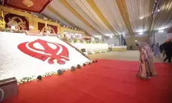 सीएम रेखा गुप्ता 8 दिसंबर को कैबिनेट संग हरमंदिर साहिब में टेकेंगी मत्था