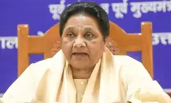 देश के ग़रीबों, दलितों का सिर्फ एक मसीहा-बाबा साहेब अम्बेडकर, संविधान से ही मिलेगी गरीबी-बेरोजगारी से मुक्ति : मायावती देश के ग़रीबों, दलितों का सिर्फ एक मसीहा-बाबा साहेब अम्बेडकर, संविधान से ही मिलेगी गरीबी-बेरोजगारी से मुक्ति : मायावती