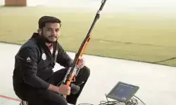 आईएसएसएफ वर्ल्ड कप फाइनल में ऐश्वर्य तोमर ने साधा सिल्वर पर निशाना