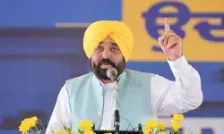 सियोल में प्रवासी पंजाबियों से मुख्यमंत्री की अपील: पंजाब के ब्रांड एम्बेसडर बनें, कोरियन निवेश आकर्षित करें सियोल में प्रवासी पंजाबियों से मुख्यमंत्री की अपील: पंजाब के ब्रांड एम्बेसडर बनें, कोरियन निवेश आकर्षित करें