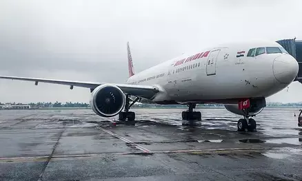 इंडिगो संकट: एयर इंडिया और एयर इंडिया एक्सप्रेस ने हवाई यात्रियों को दी एक खास छूट, रिफंड का दिया विकल्प इंडिगो संकट: एयर इंडिया और एयर इंडिया एक्सप्रेस ने हवाई यात्रियों को दी एक खास छूट, रिफंड का दिया विकल्प