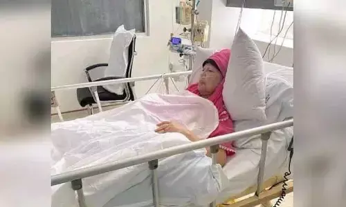 खालिदा जिया लंबी फ्लाइट के लिए अभी फिट नहीं, 48 घंटे का ऑब्जर्वेशन पीरियड आज रात होगा खत्म, जानें इसके बाद डॉक्टर क्या करेंगे खालिदा जिया लंबी फ्लाइट के लिए अभी फिट नहीं, 48 घंटे का ऑब्जर्वेशन पीरियड आज रात होगा खत्म, जानें इसके बाद डॉक्टर क्या करेंगे